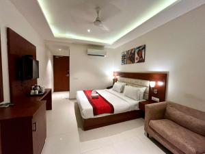 Hotel Z Suites Delhi Airport Mahipalpur- FREE Airport Pickup & Drop