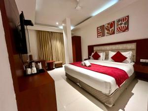 Hotel Z Suites Delhi Airport Mahipalpur- FREE Airport Pickup & Drop