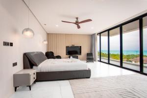 Villa California Koh Samui 7br cinema, spa, gym