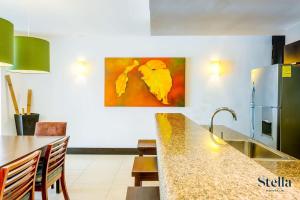 Top Beachfront Complex Private Patio & Shared Pool