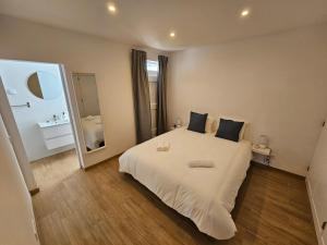 Sun and Beach II AC Wifi 90mts from the Beach