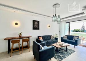 Sandy Feet Spacieux T4 Climatisé avec Piscine & Parking à Pereybere