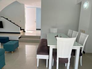 Hermosa casa campestre a minutos de Girardot