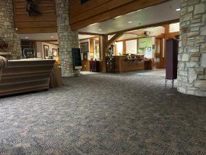 Roaring River State Park