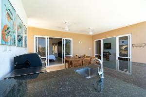 Ocean View, Style, Freedom