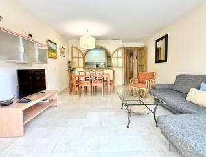 Marbella Center II - EaW Homes