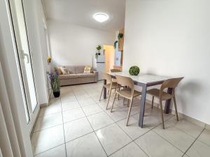 Sacramento Apartment, 1piano con ascensore A457