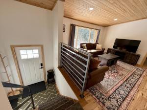 Forest Lake Haven Main House