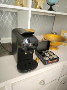 STUDIO en face de la forêt de FONTAINEBLEAU