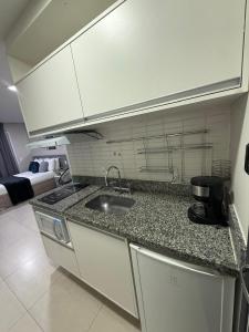 Studio de luxo com ótima localização