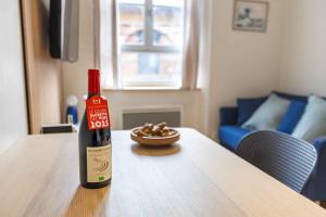 Appartements Jean Jaures - 2 pieces au pied du metro : photos des chambres