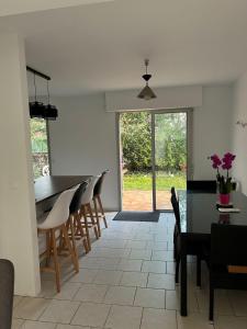 Maison au calme avec jardin