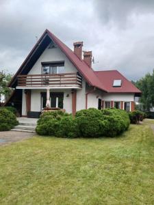 Willa na Kaszubach z wlasna linia brzegowa nad jeziorem 4 sypialnie ,ryby,grzyby