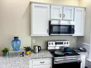 Nintendo, Filtered H2O, Cafe, Central, Self-Check