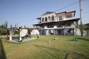 Zephyros Resort 1