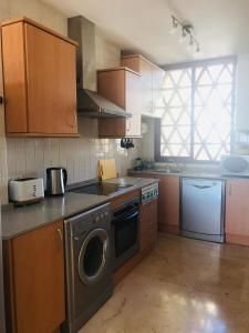 Casares Costa, Vista Bahia,2 bedroom bathroom