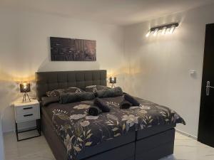 Second home apartment - rose gold