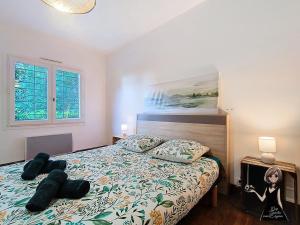 Villas La Roquetiere, Domaine Paradisiaque pour 12 personnes : photos des chambres