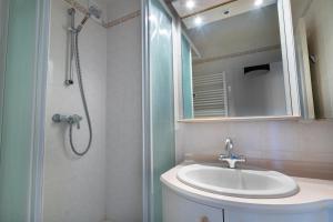 Spacieux appartement au calme proche de la mer