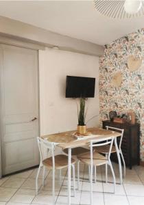 Appartements O p'tit 44 Apt + terrasse dans le vieux Honfleur : photos des chambres