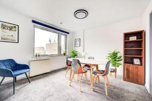 London Thames Canary Wharf Flat Sleeps 8 near O2 London City Airport