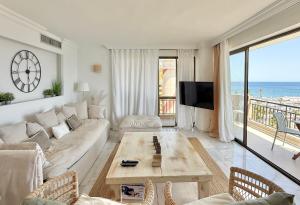 El Faro, Center Marbella Beachfront - EaW Homes