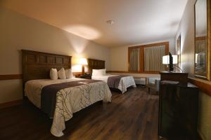 Roaring River State Park