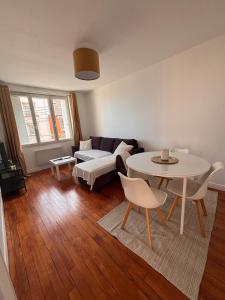 Charmant T3 Vue Mer & Confort en Plein Centre