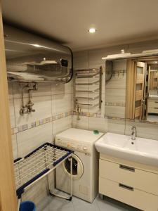 Апартаменты 1-я линия от моря "Руслан и Людмила"