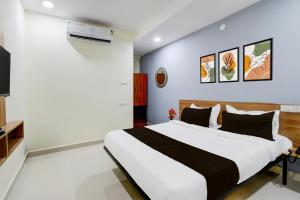 Super Townhouse Kukatpally North Formerly Munagala Arcade