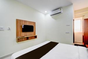 Super Townhouse Kukatpally North Formerly Munagala Arcade