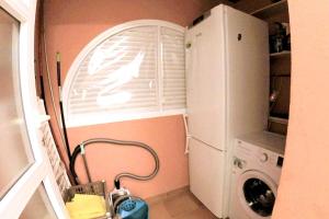 Spacious villa 500 m from the sea! Playa Del Duque