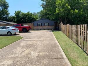 2bd 1bth place in Arlington Centrally located in DFW and conveniently located near Cowboys Stadium