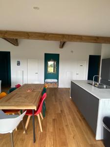 Appartements Appartement 7 personnes, splendide vue : photos des chambres