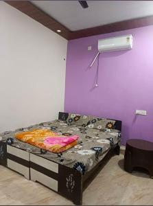 Jay Shree Radhey Home Stay Near 300mtr From Mathura Junction Railway Station