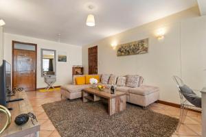 Spacious Lovely Apartment