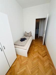 One room 3 - Villa Rebuli in Top 3