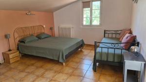Villas Charming converted Mill with Private Swimming Pool : Villa 3 Chambres