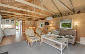 Stunning Home In Oksbøl With Wifi