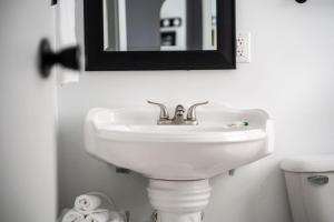 LumberJill Lodge Room 6