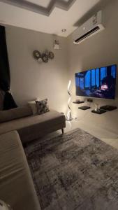 شقه فندقيه فاخره بدخول ذاتي