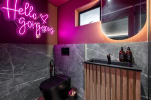 Exceptional Condo with Jacuzzi