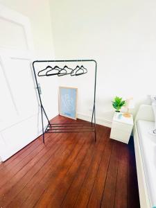 K-Apartments Ferienwohnung Monteurwohnung 2 Schlafzimmer WLAN Parkplatz 60m2 1-5 Personen