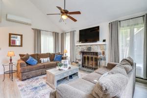 Steps to Jack Frost Ski Resort: Townhome w/ Decks