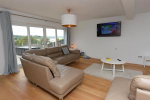 Am Byth - Spectacular Sea Views and Hot Tub