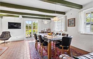 Lake Front Home In Rømø With Wifi