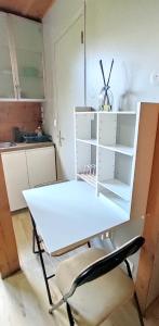 Chalets Studio eco-construit - climatisation & parking : photos des chambres