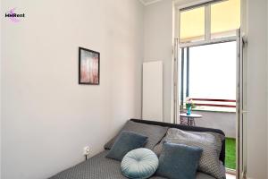 MMRent Shipyard Room