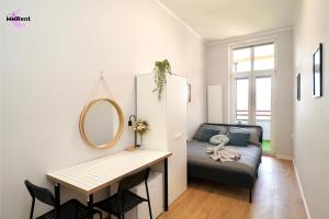 MMRent Shipyard Room