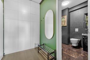 LAM Art Deco Castle View - AC - Balcony